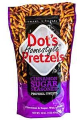 Dot's Homestyle Pretzels Pretzel Twist, Cinnamon Sugar Seasoned, 16 oz Bag